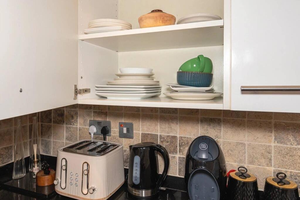 Discover London Central 2 Bedroom In Kensington Bagian luar foto