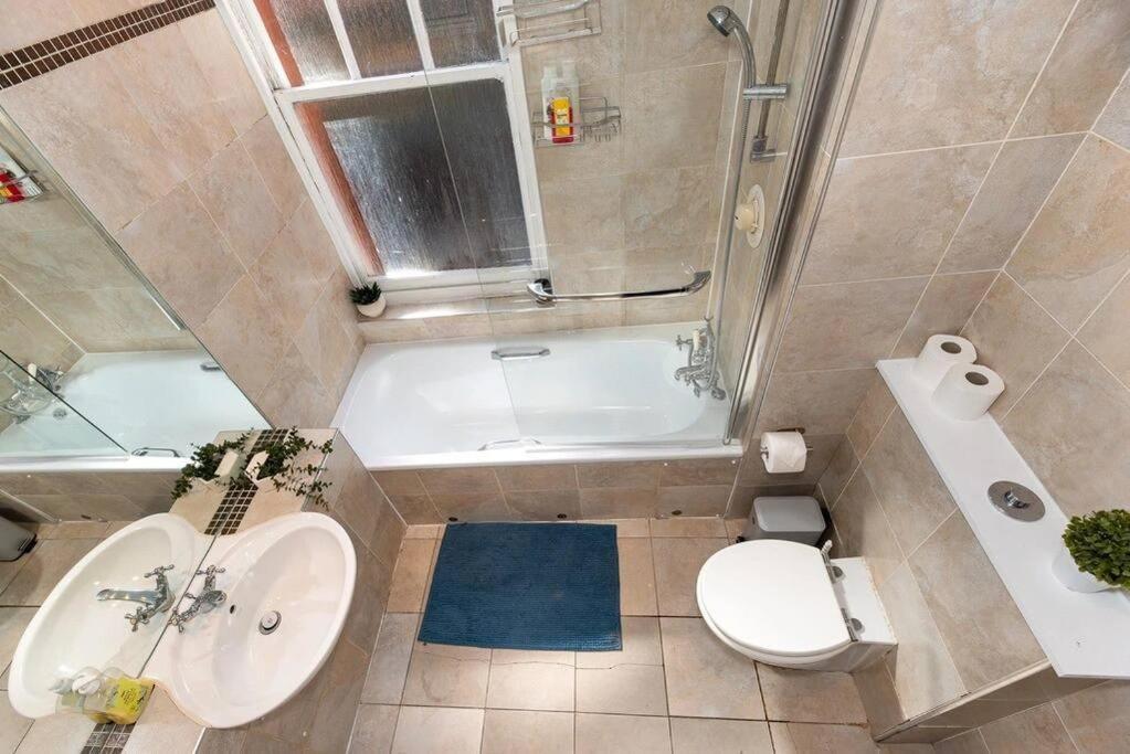 Discover London Central 2 Bedroom In Kensington Bagian luar foto