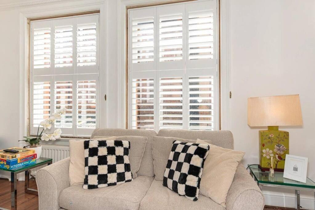 Discover London Central 2 Bedroom In Kensington Bagian luar foto