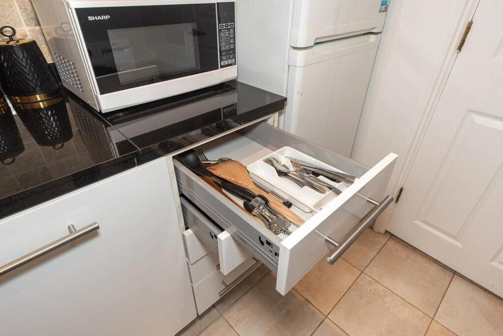 Discover London Central 2 Bedroom In Kensington Bagian luar foto
